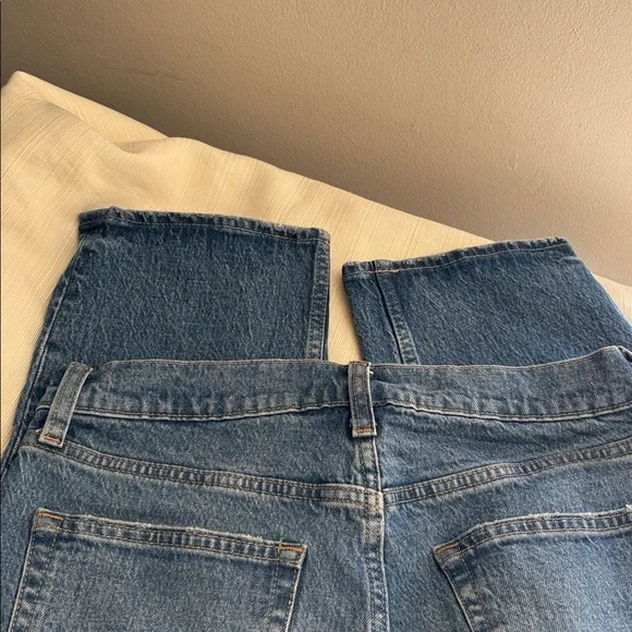 GAP Cheeky Straight High Rise Size 29/8R medium blue jeans - Picture 11 of 14